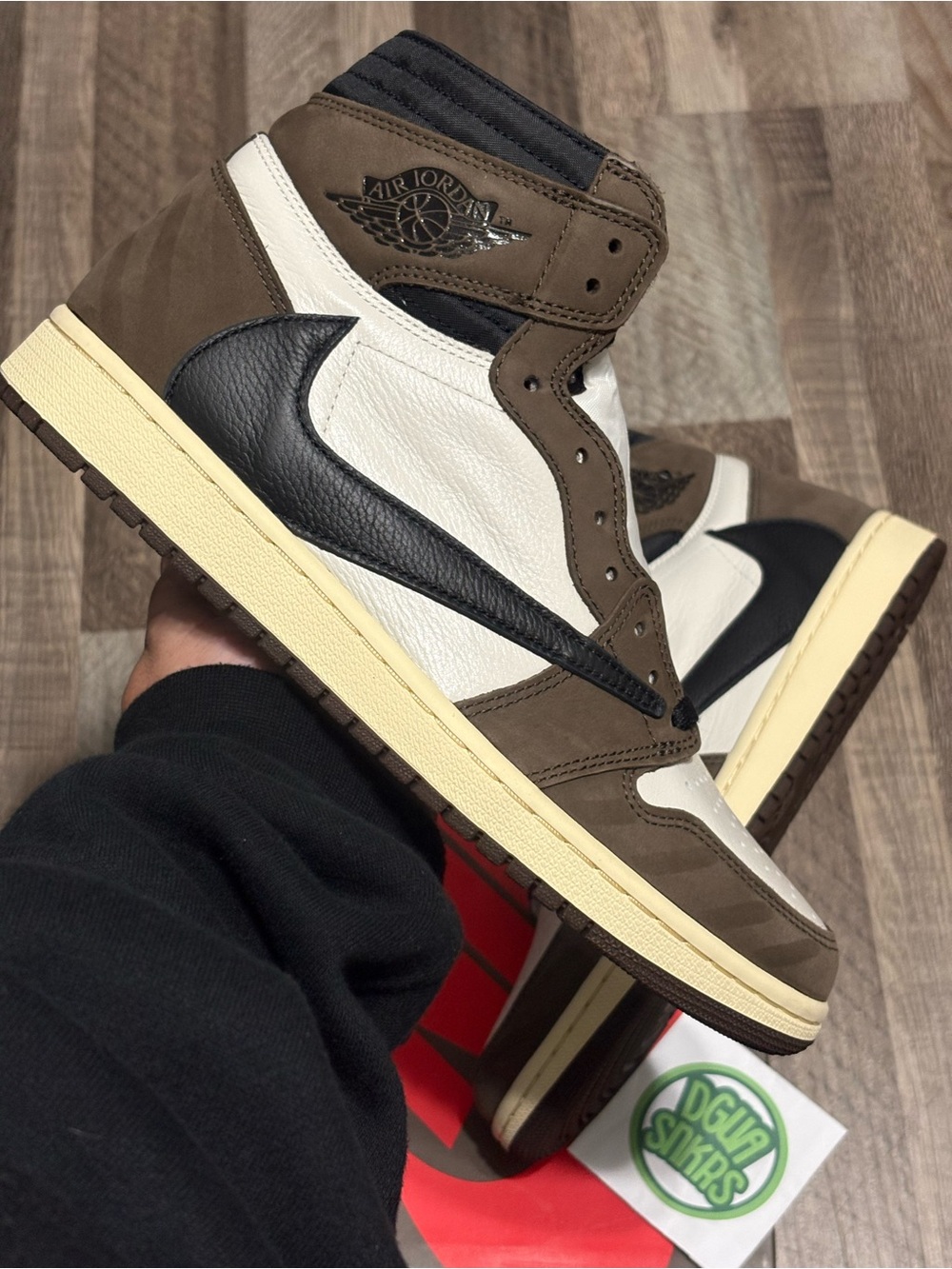Jordan 1 low × Travis Scott Mocha High